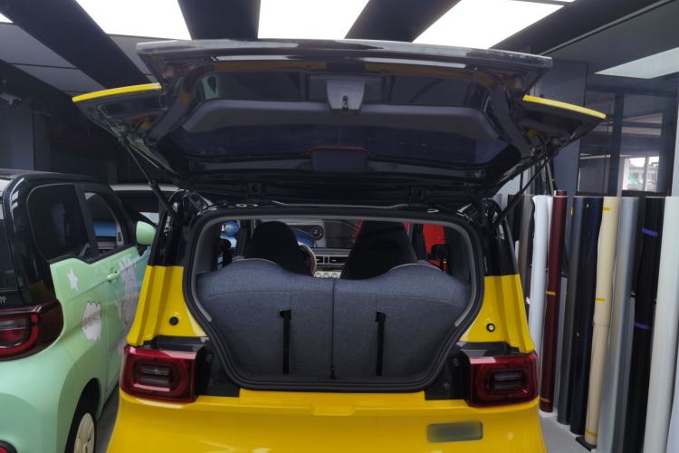 Used Wuling Hongguang MINIEV 2021 Macaron Fashion Model Lithium Iron Phosphate Trunk