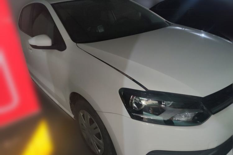 Used Volkswagen Polo 2016 1.4L Manual Fashion Model