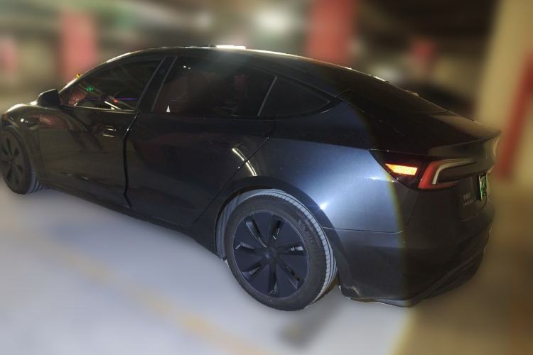 Used Tesla Model 3 2023 Rear-Wheel-Drive Version
