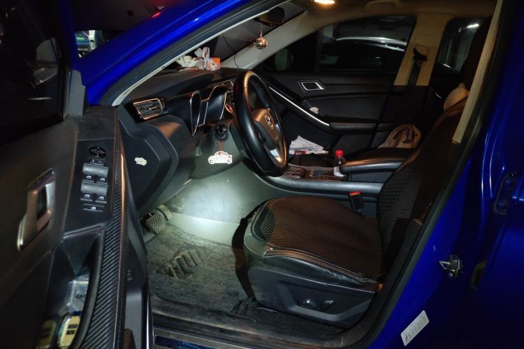 Used JMC Yusheng S330 2016 1.5L GTDi Automatic Two-Wheel Drive Prestige Edition Left Front Seat