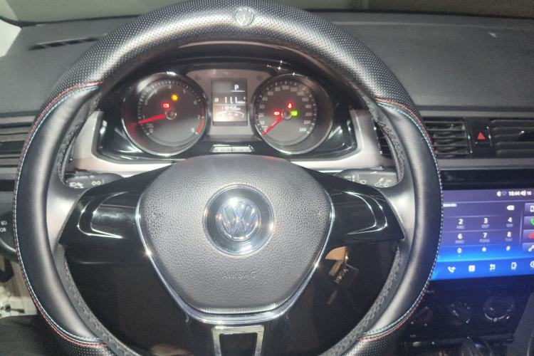 Used Volkswagen Bora 2016 1.6L Automatic Comfort Model Steering Wheel