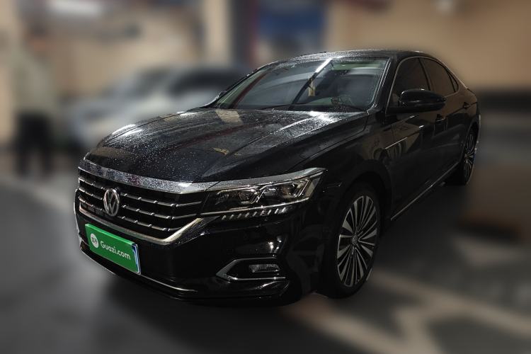 Used Volkswagen Passat 2020 330TSI Luxury Edition China VI