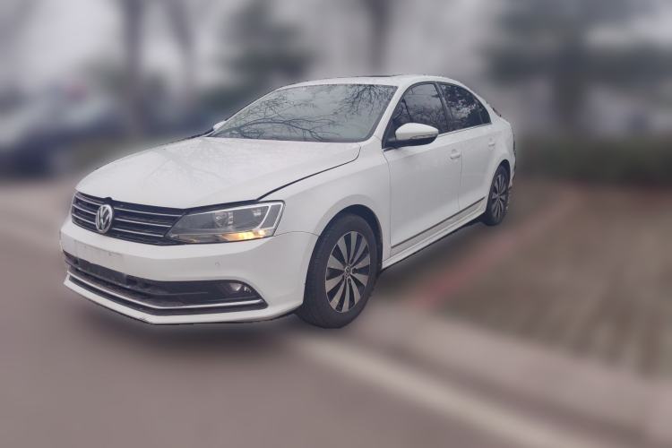 Used Volkswagen Sagitar 2015 230TSI Automatic Luxury Model