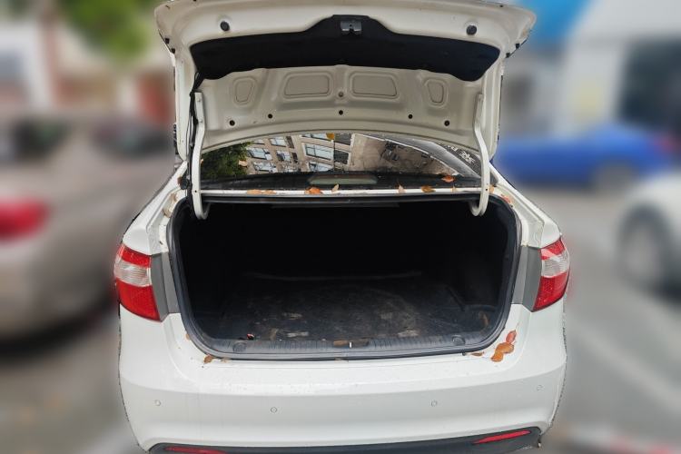 Used Kia K2 2011 Sedan 1.6L Automatic Transmission Premium
