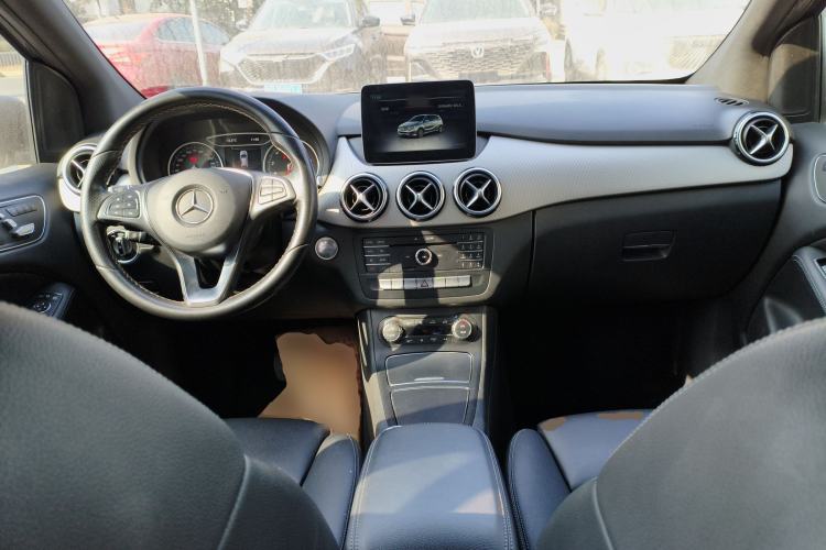 Used Mercedes-Benz B-Class 2017 B 200 Fashion Model
