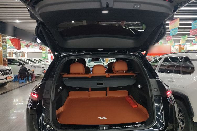 Used Li Auto L7 2023 Air model
