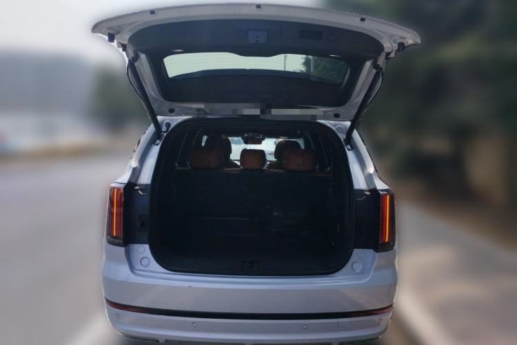 Used JETOUR Shanhai L7 Plus 2025 Model 220km Flagship 7-seater Trunk