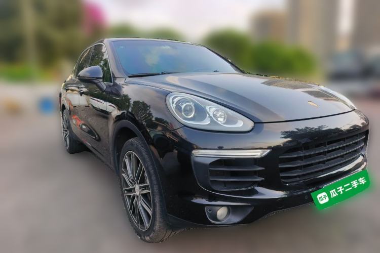 Used Porsche Cayenne 2016 Cayenne 3.0T Front Right 45 Deg