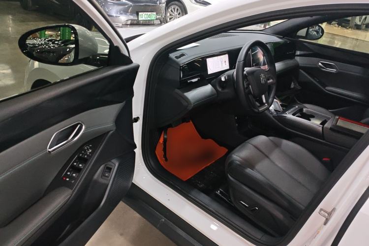 Used BYD Qin L 2025 EV 470KM Leading Edition Driver Seat