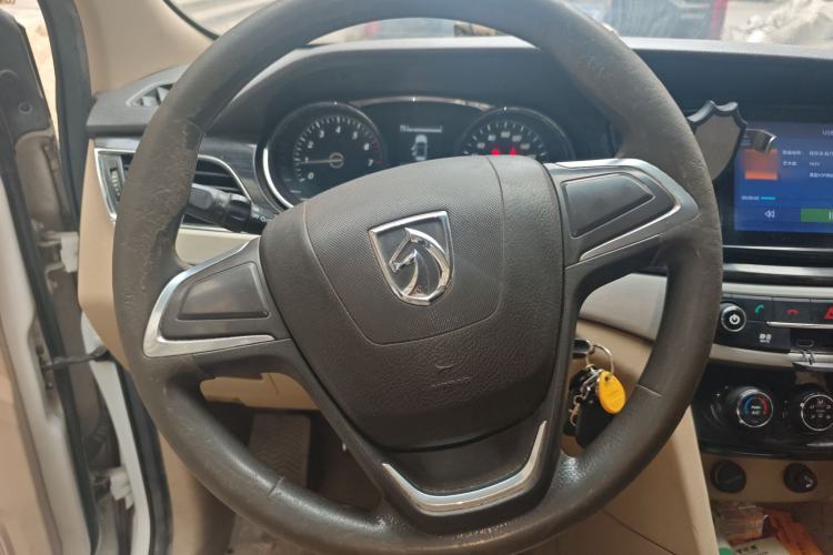 Used Baojun 730 2016 1.5L Manual Comfort Version 7 Seats China V Emission Standard