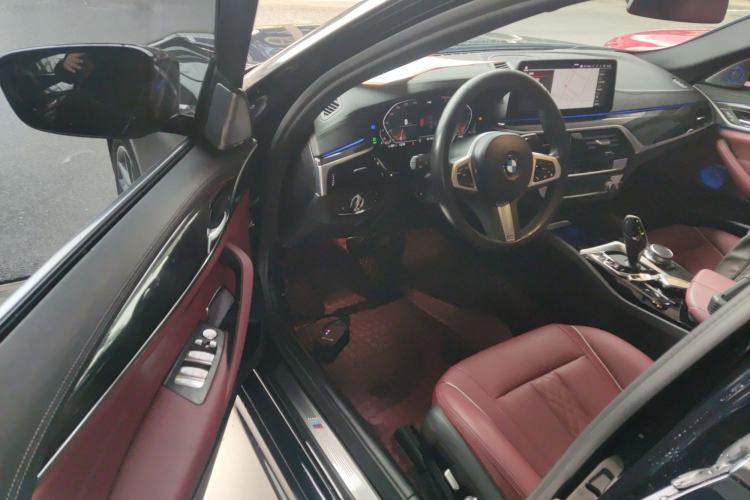 Used BMW 5 Series 2022 Restyled 525Li M Sport Package Driver Seat