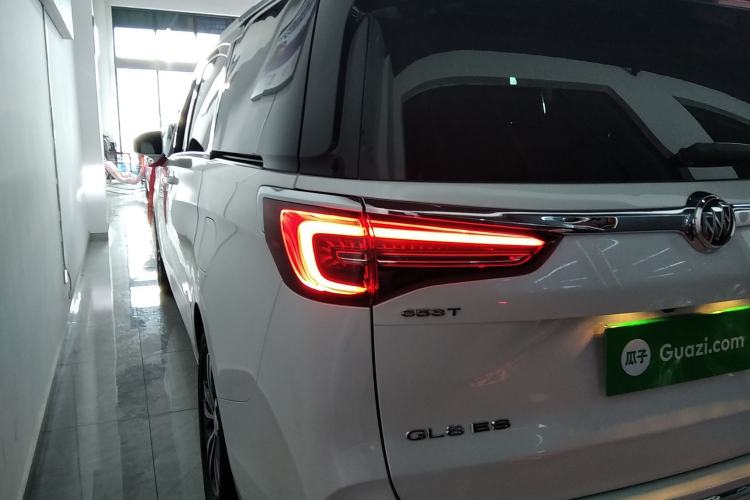 Used Buick GL8 2022 ES Landtrek 653T Comfort Edition