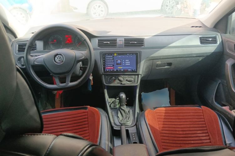 Used Volkswagen Santana 2019 1.5L Automatic Fashion Edition China VI Center Console