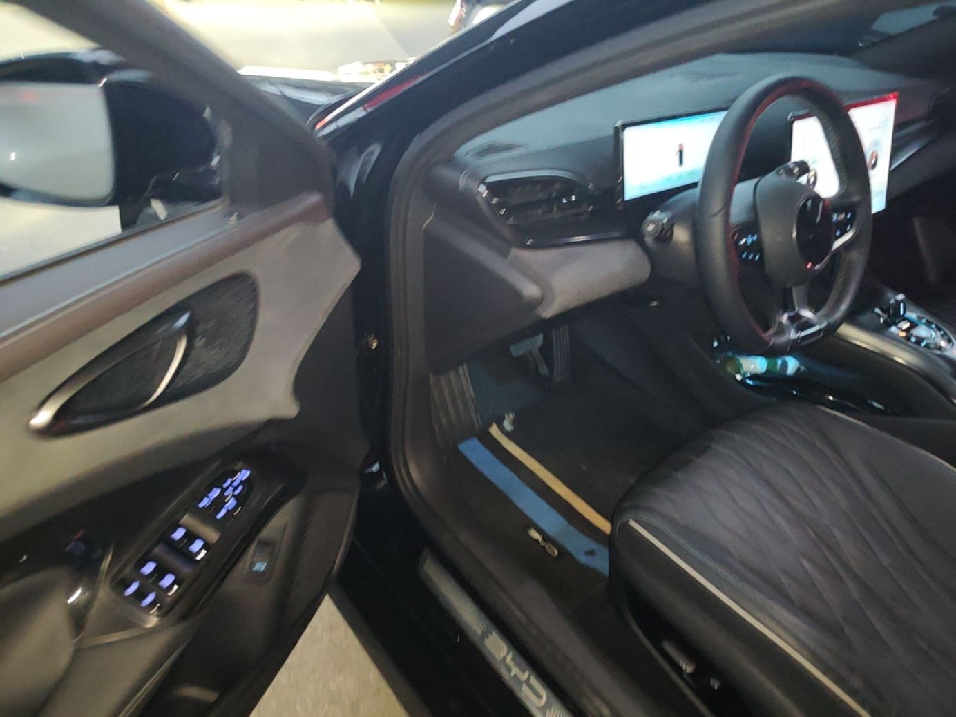 BYD Seal 2023 Champion Edition 550km Elite Model — снимка 18