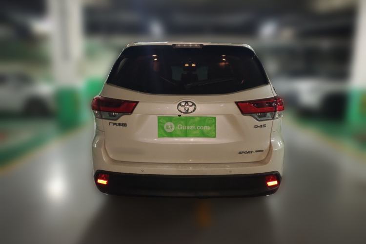 Used Toyota Highlander 2018 2.0T Four-Wheel Drive Luxury Version 7 Seats China VI Standard Rear