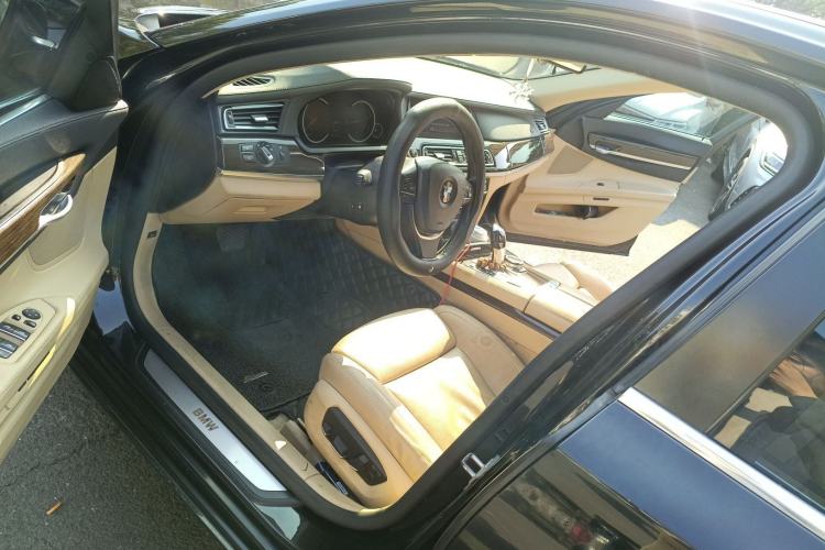 Used BMW 7 Series 2013 730Li Luxury Model