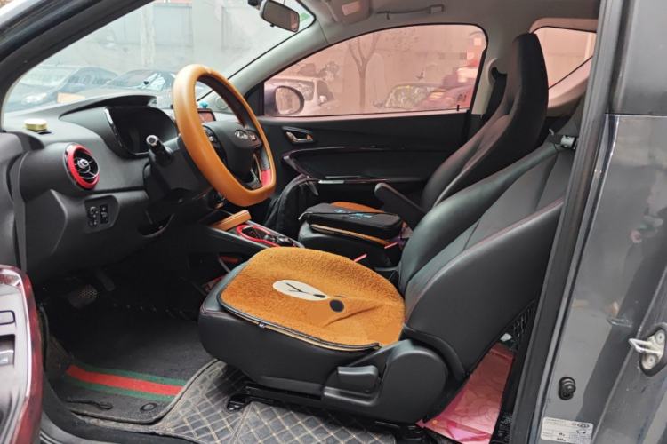 Used Chery Little Ant 2022 Sweet Pink Edition Half-Sugar Version Lithium Iron Phosphate 29.2 kWh 30 kW 301 km
