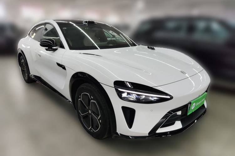 Used Xiaomi Auto YU7 2025 Ultra-Long Range All-Wheel Drive Pro Version Front Right 45 Deg