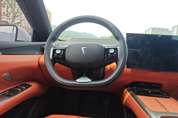 Used Deepal L07 2024 230Max Qiankun Intelligent Driving ADS SE Range-Extended Version