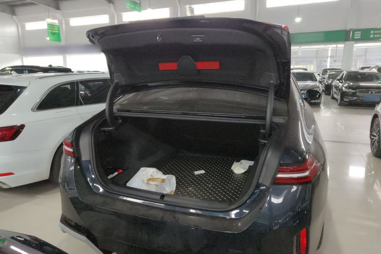 Used BMW 5 Series 2025 525Li M Sport Package