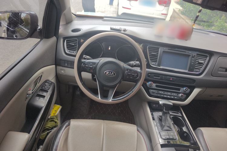 Used Kia Carnival 2015 3.3 GDI Flagship Version China V Standard Steering Wheel