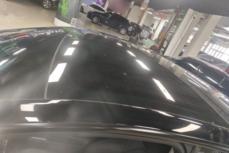 Used Tesla Model Y 2023 Rear-Wheel-Drive Version
