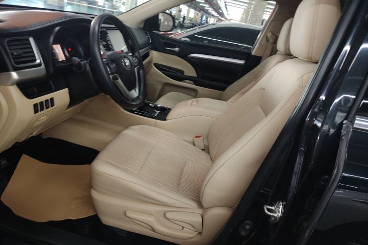 Used Toyota Highlander 2018 2.0T Four-Wheel Drive Elite Edition 7 Seats China VI Standard Left Front Seat
