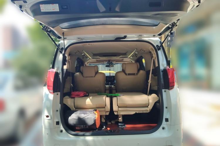 Used Toyota Alphard 2015 3.5L Prestige Edition
