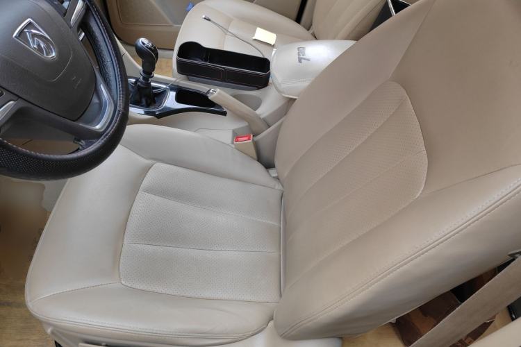 Used Baojun 730 2016 1.5T Manual Luxury Edition 7 Seats
