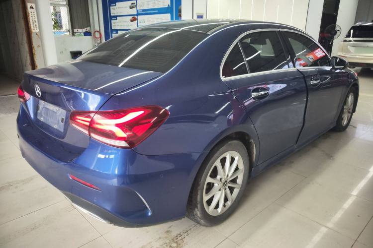 Used Mercedes-Benz A-Class 2021 A 200 L Sport Sedan Fashion Model
