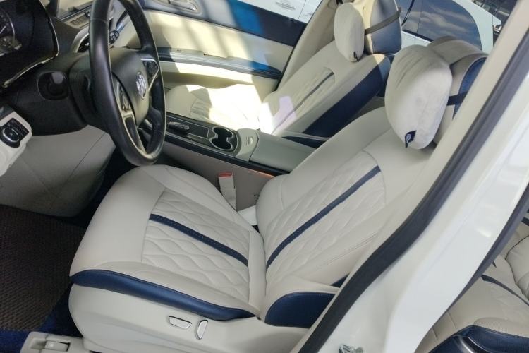 Used Buick GL8 2021 Land Cruiser Executive Class 652T Luxury Model
