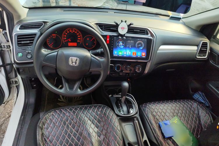 Used Honda Gienia 2017 1.5L CVT Classic Edition Center Console