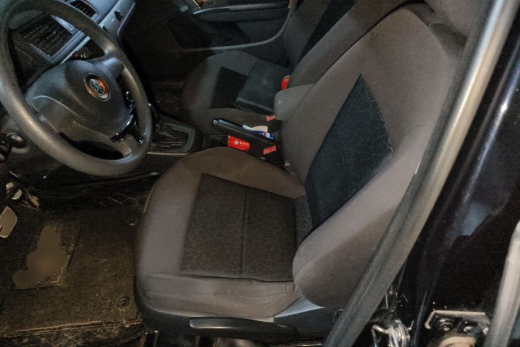 Used Volkswagen Lavida 2013 Revised Classic 1.6L Automatic Fashion Edition Left Front Seat