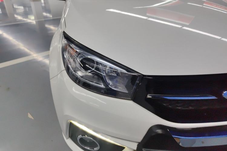 Used Chery Tiggo 3 2016 1.6L CVT ZhiShang Edition Right Front Headlight