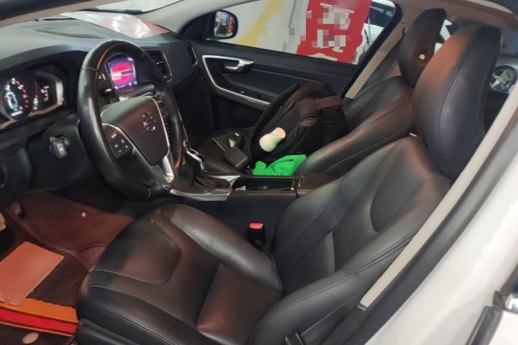 Used Volvo S60 2017 S60L T3 Smart Upgrade Edition
