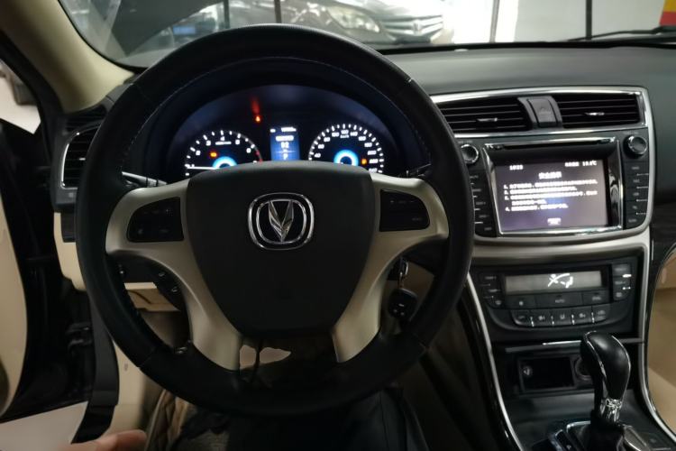 Used CHANGAN Raeton 2014 1.8T Automatic Elite Anniversary Edition China IV Standard