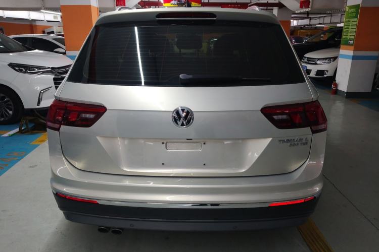 Used Volkswagen Tiguan L 2018 330TSI Automatic Two-Wheel Drive Luxury Edition Rear