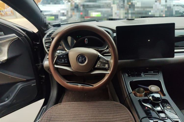 Used BYD Han 2022 EV Genesis Edition 610KM All-Wheel Drive Premium Model
