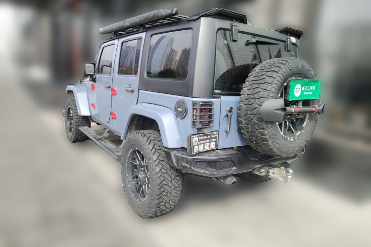 Used Jeep Wrangler 2014 3.0L Sahara Four-Door Edition
