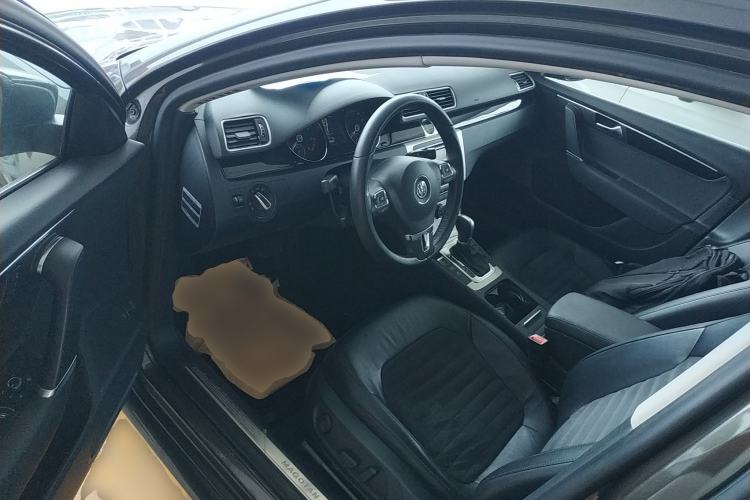 Used Volkswagen Magotan 2015 1.8TSI Luxury Model Left Front Seat