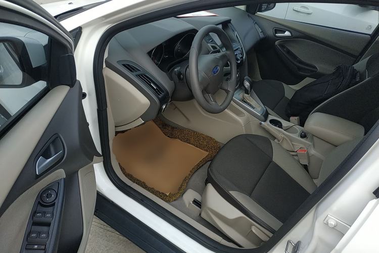 Used Ford Focus 2012 Sedan 1.6L Automatic Comfort Model