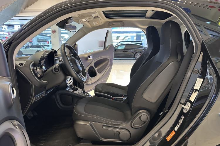 Used smart fortwo 2018 1.0L 52kW Hardtop Passion Edition China V Standard