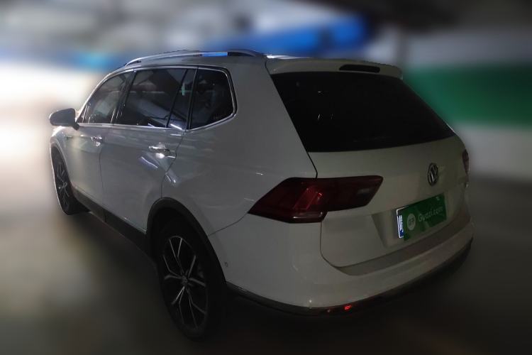 Used Volkswagen Tiguan L 2020 330TSI Automatic Two-Wheel Drive Smart Luxury Edition China VI Standard
