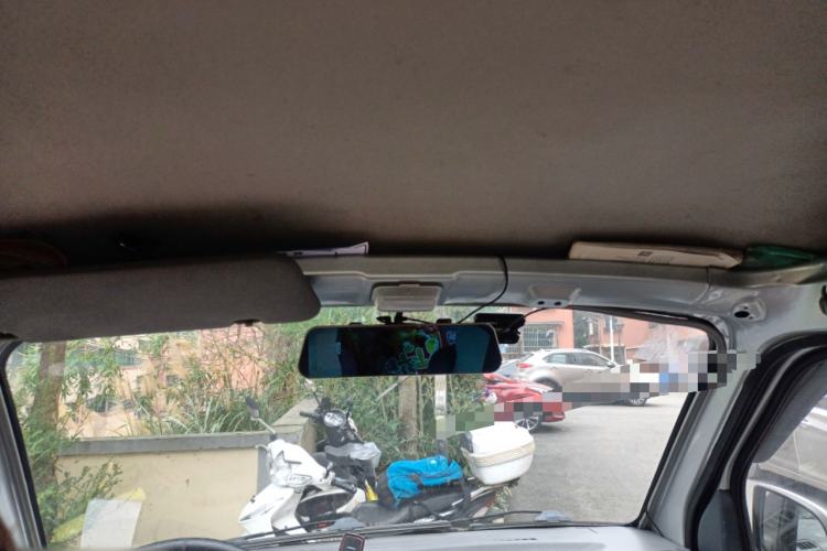 Used BAIC Weiwang 306 2011 1.3L base model 7 seats
