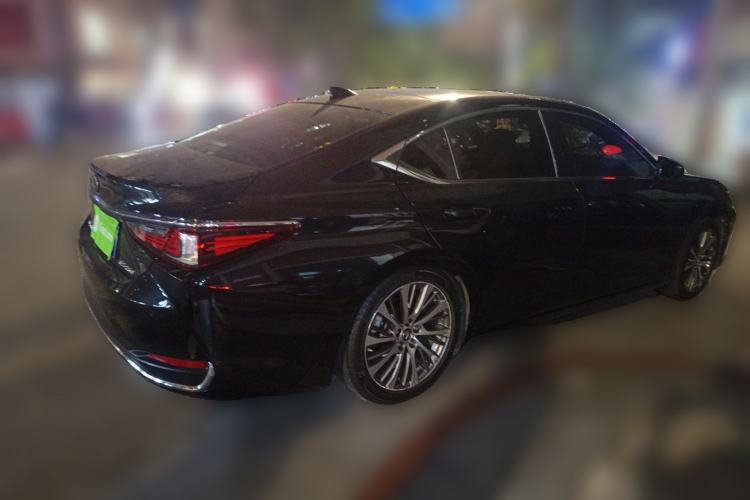 Used Lexus ES 2018 260 Luxury Edition China V Standard