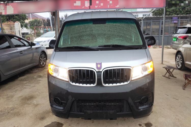 Used Jinbei Hiace X30 2020 1.5L Van Super-Enjoyment Model China VI Standard SWC15M
