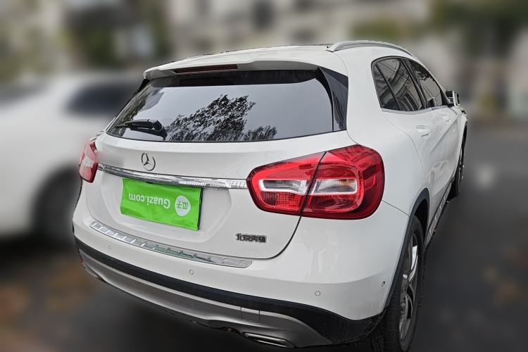 Used Mercedes-Benz GLA 2016 GLA 200 Sport Edition Rear Right 45 Deg