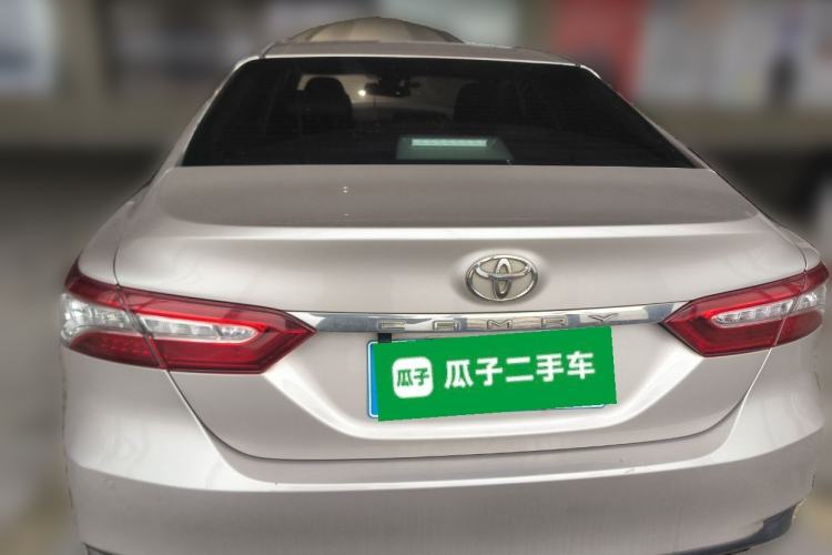 Used Toyota Camry 2019 2.0G Luxury Edition China VI Standard Rear