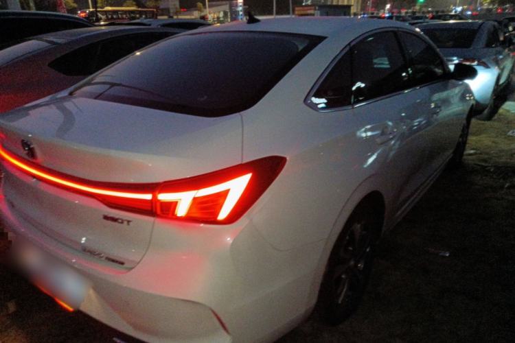 Used Changan Eado 2023 Changan Edition PLUS Blue Whale NE 1.4T GDI DCT Prestige Version
