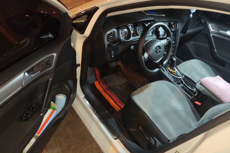 Used Volkswagen Golf 2019 200TSI DSG Comfort & Ambition Edition China VI Standard